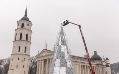 „Kalėdos sostinėje 2021“ pristatė šventinę programą ir atskleidė kokia bus Vilniaus Kalėdų eglutė 2021-11-24 