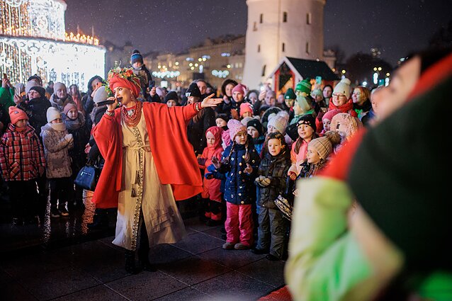 Ukrainos ir Lietuvos vaikų Kalėdų šventėje – rekordinės vaišės ir garsiausios muzikos žvaigždės 2023-12-27